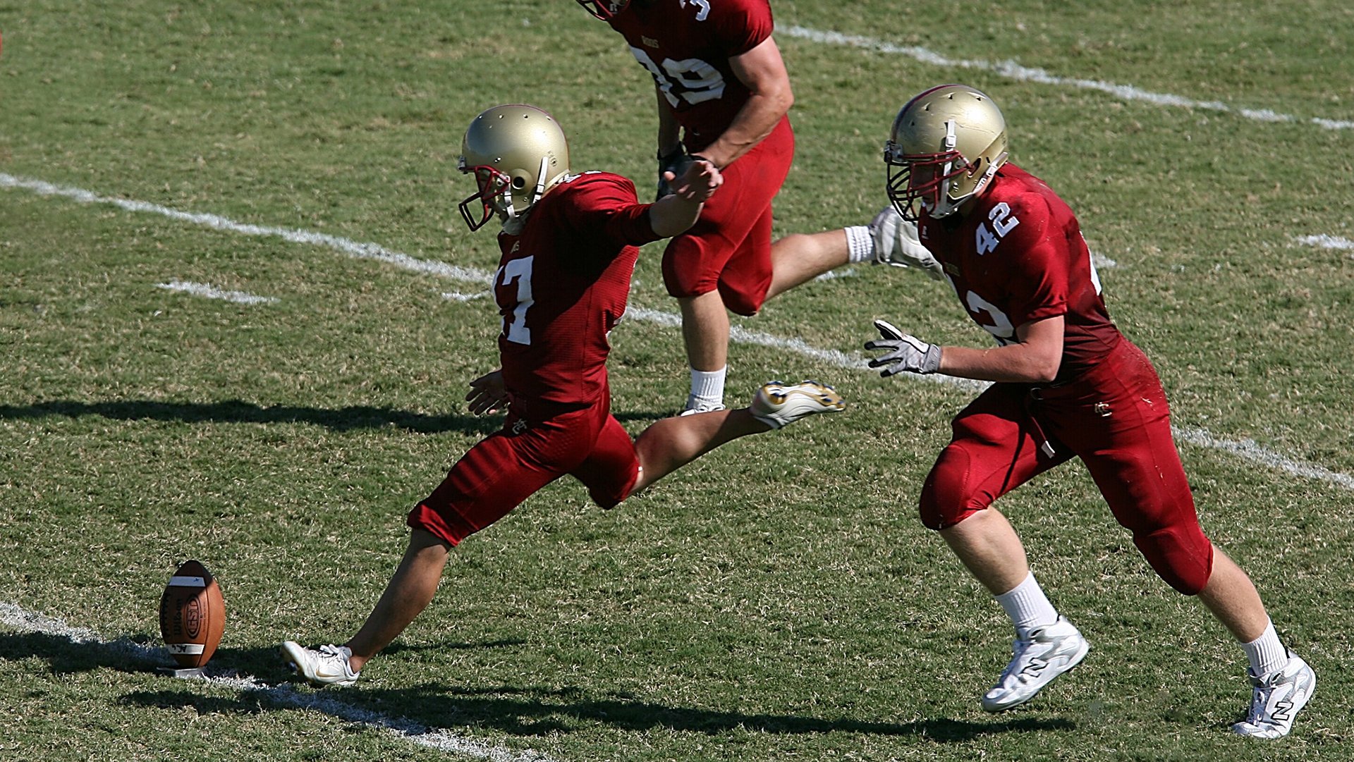 当精密机器遭遇狂野天赋,勒沃库森式一波流击穿加纳的年度战术焦点战