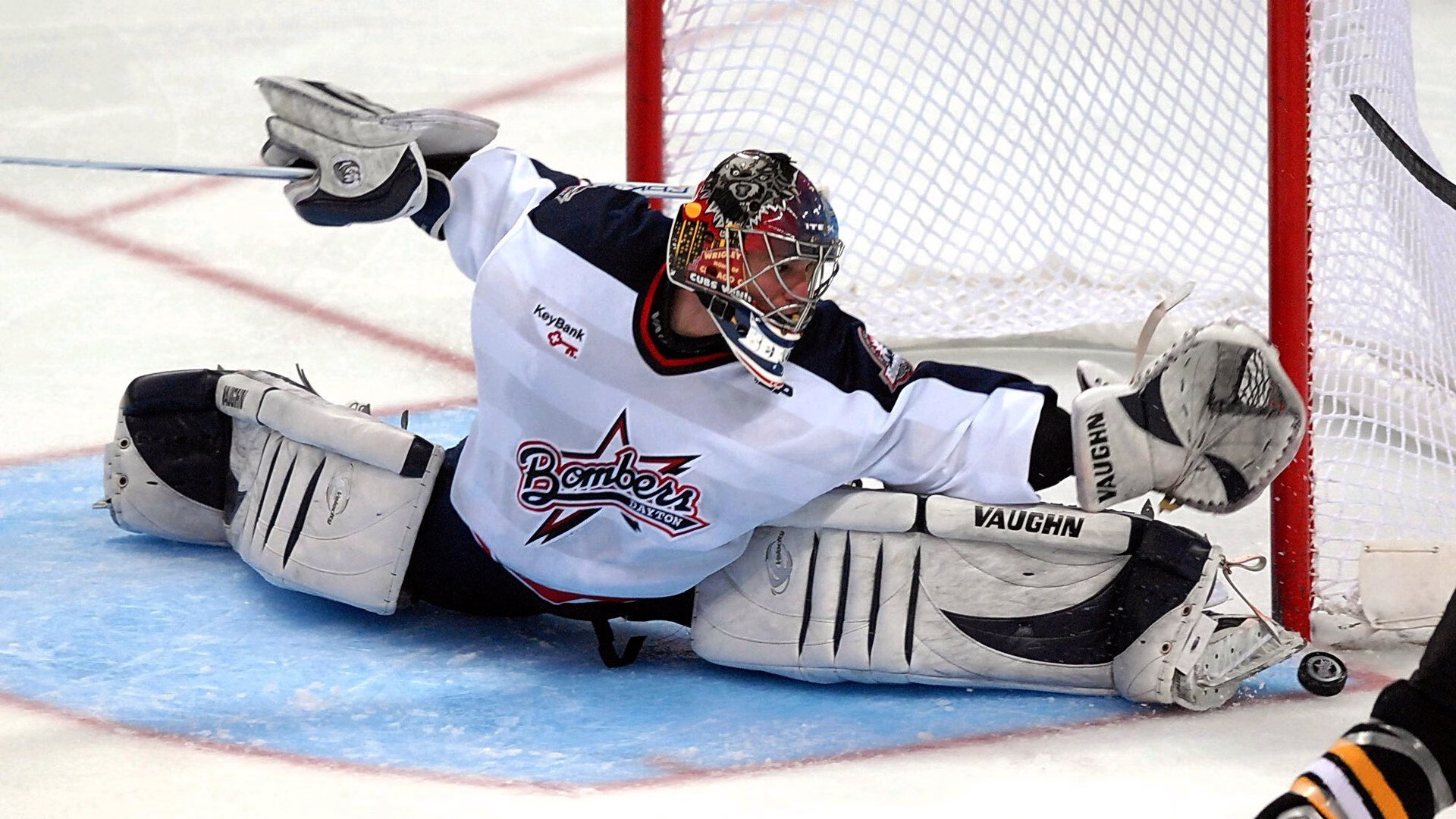 教科书级破壁，当阿拉巴的瑞士军刀撕开阿森纳防线